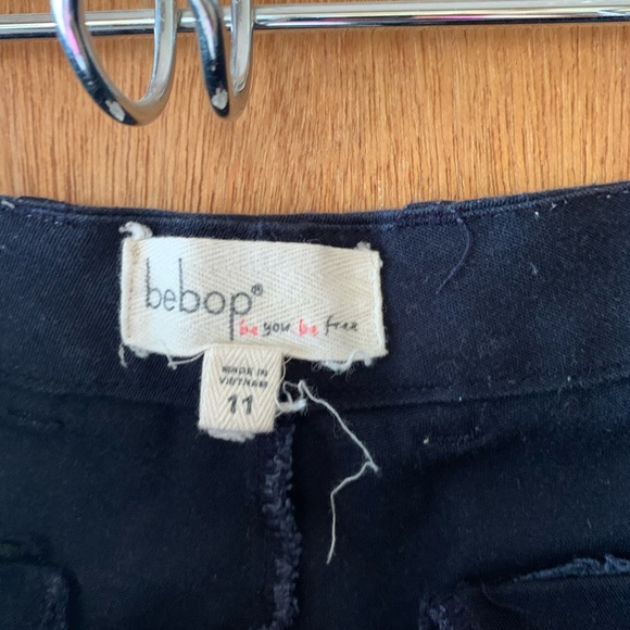 Shorts - Picture 3 of 3